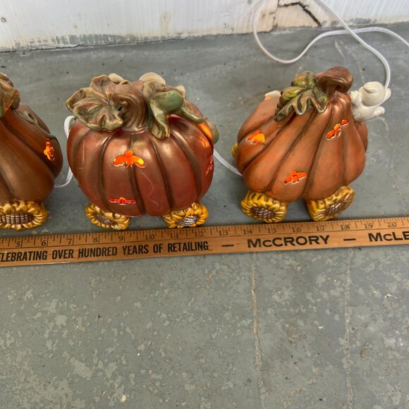 vintage Halloween light up train ghosts, cats, pumpkins sunflowers 3 piece set - Picture 15 of 16